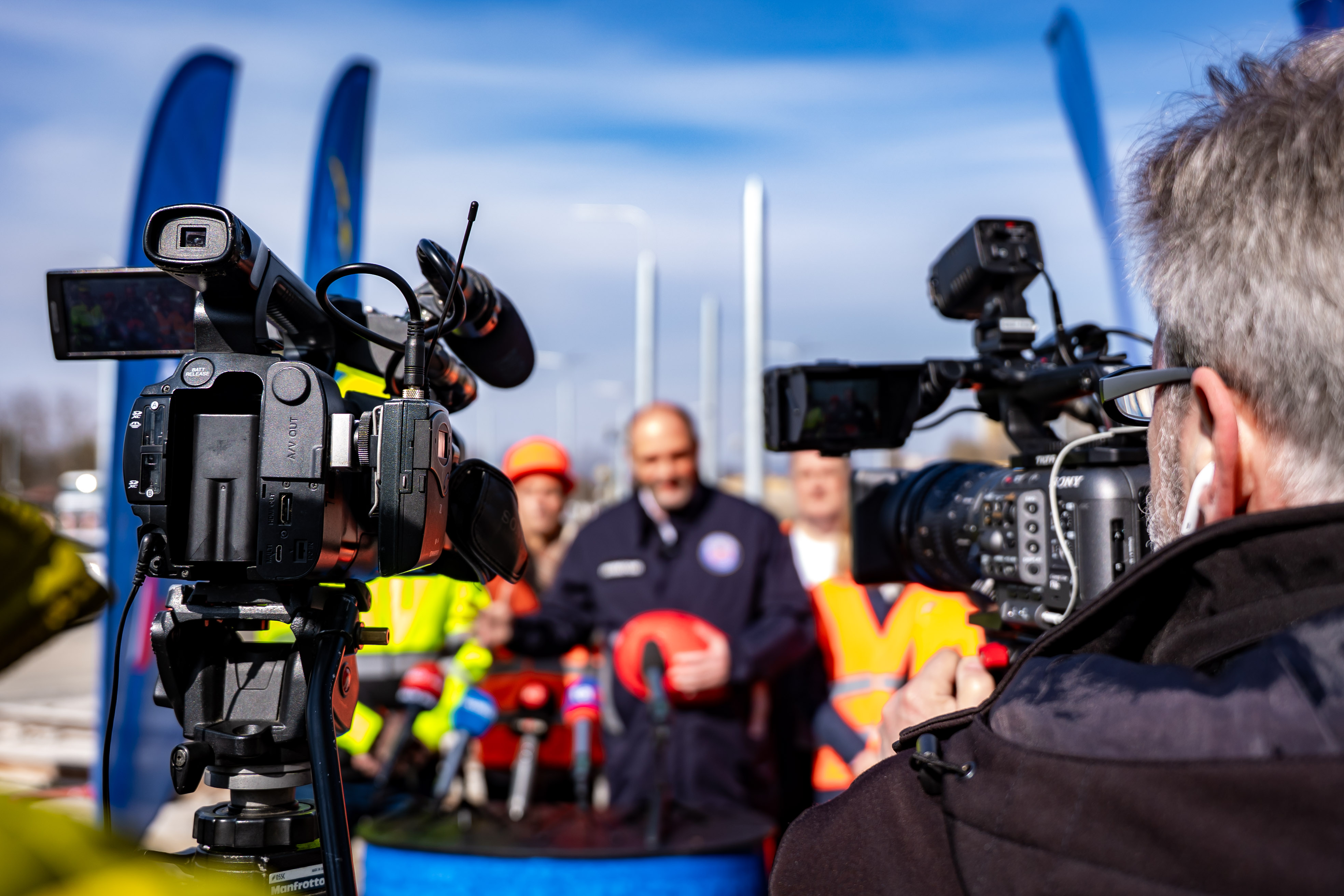 Tlacovy brifing - Modernizacia elektrickovych trati MET 2-1-10